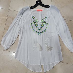 Lulumari Top size M, NWT
